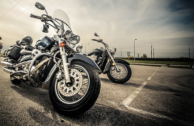 Czy można jeździć motorem 125 na kategorię B? Czy można jeździć motorem 125 na kategorię B?